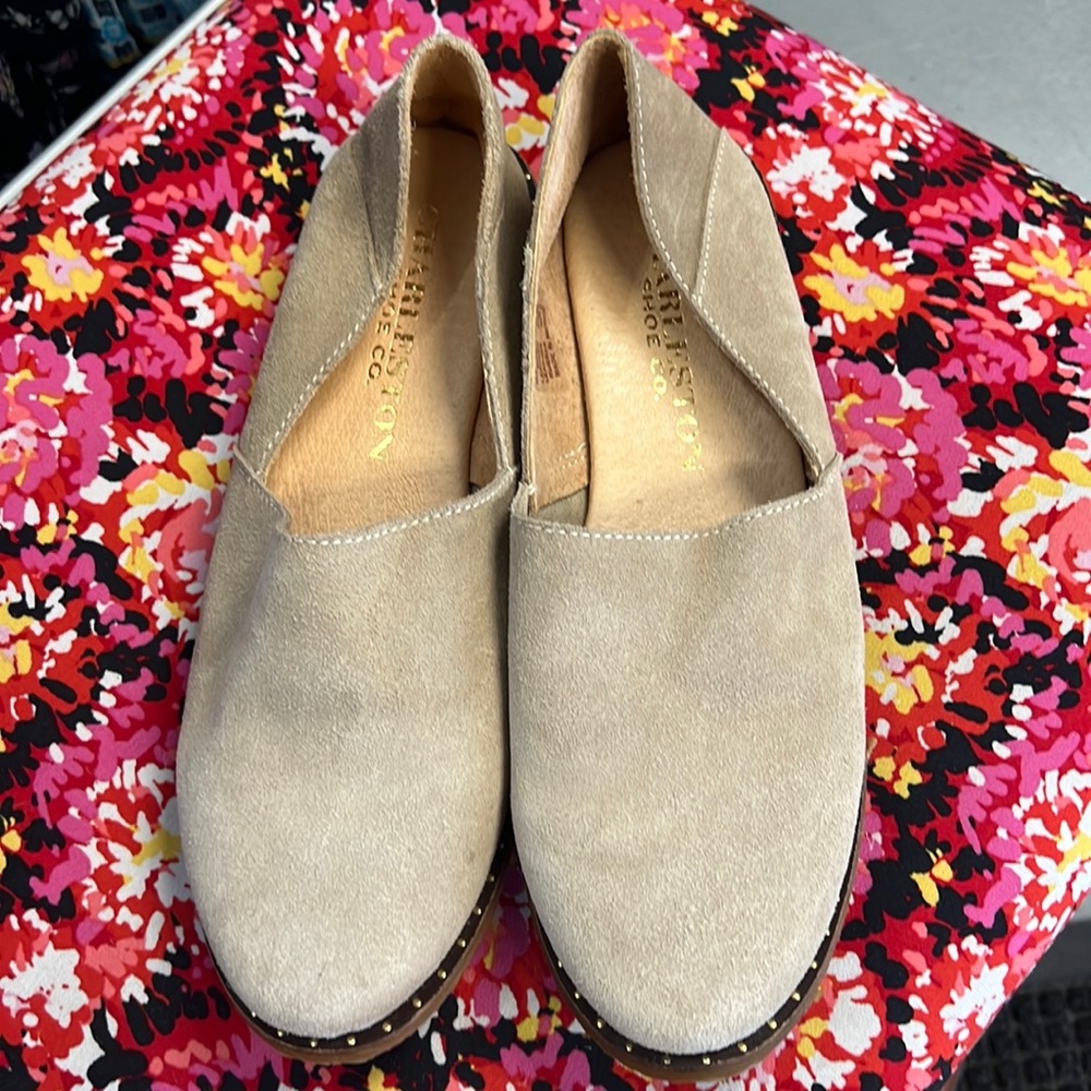 CHARLESTON SHOE CO. Suede Leather Loafer